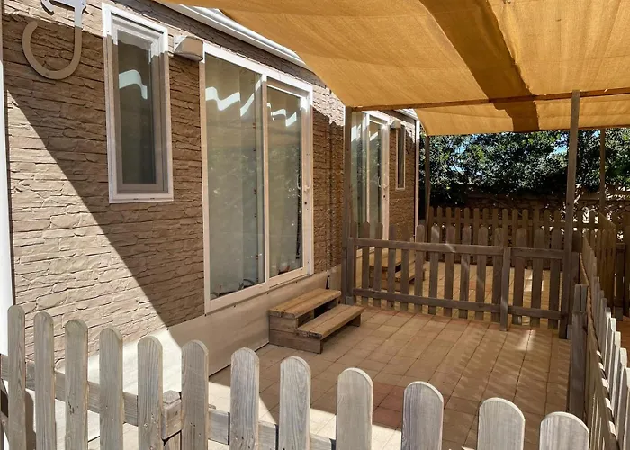 I Faraglioni Bungalow & Area Camper
