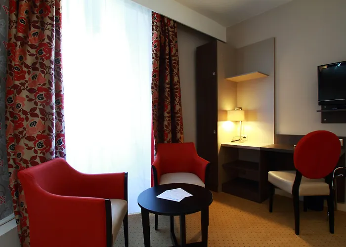 Grand Hotel De L'Europe - Morlaix Centre