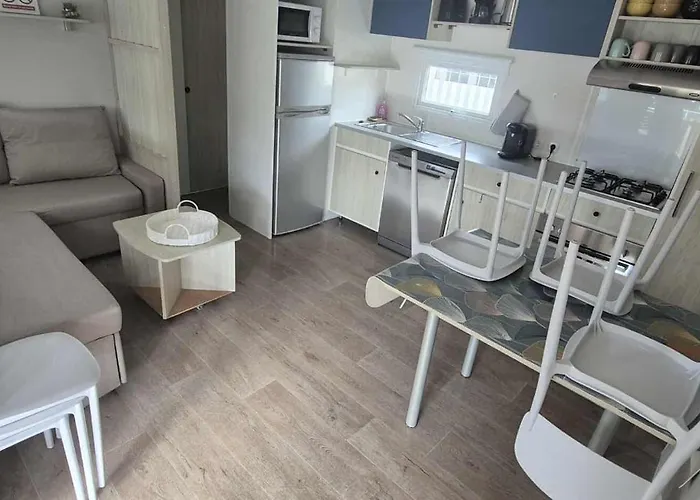 Mobile Home Camping La Pignade