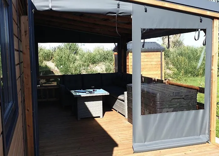 Sfeervol Chalet Renesse 3 Slpk 2 Badk Airco