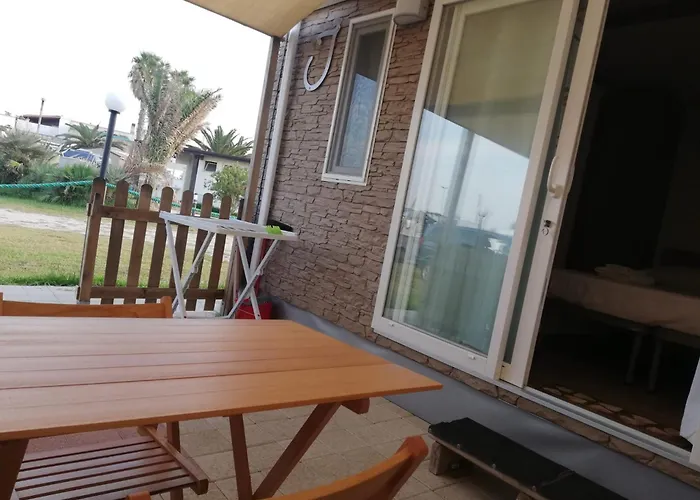I Faraglioni Bungalow & Area Camper