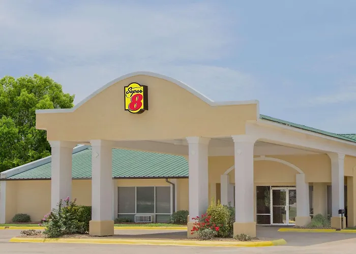 Super 8 By Wyndham Brinkley
