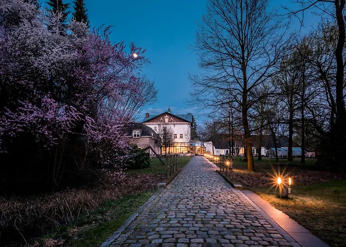 Fletcher Hotel Chateau De Raay