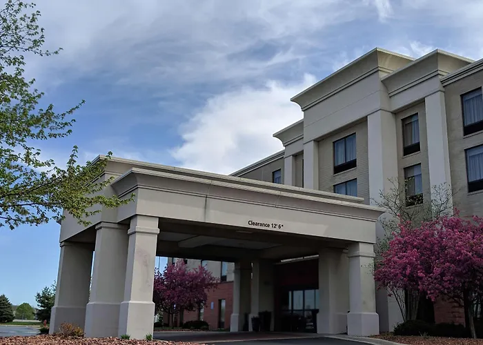 Hampton Inn & Suites Cincinnati-Union Centre