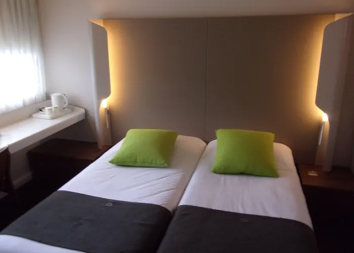 Campanile Hotel Chantilly