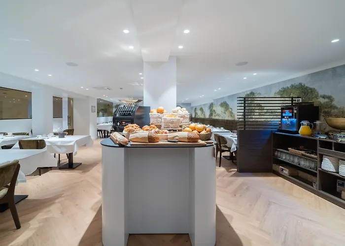Grand Hotel Normandy By Cw Hotel Collection