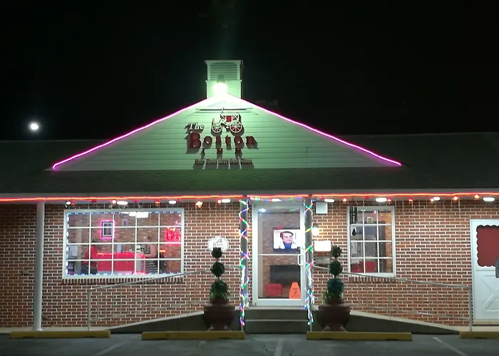 The Boston Inn