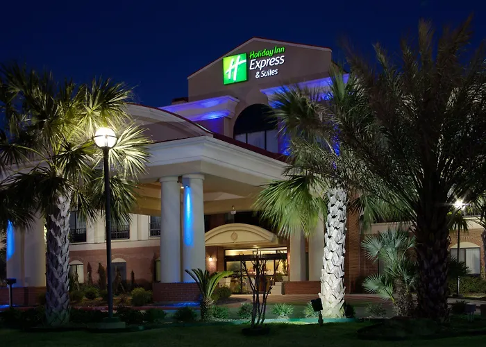 Holiday Inn Express & Suites Wharton By Ihg