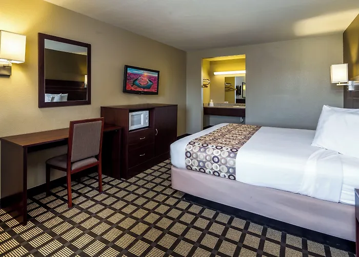 Travelers Inn - Phoenix