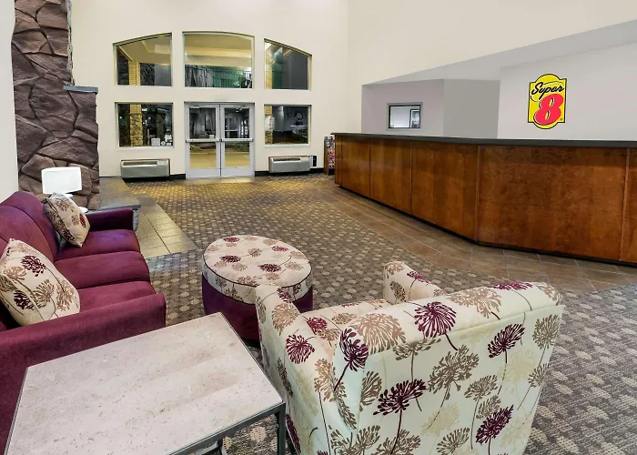 Super 8 By Wyndham Central Pt Medford