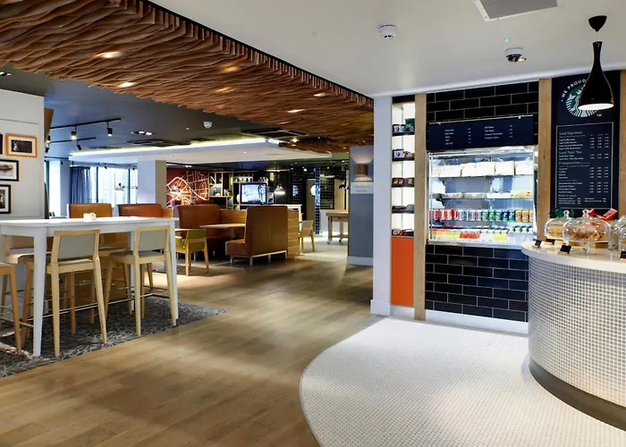 Holiday Inn London Brentford Lock By Ihg