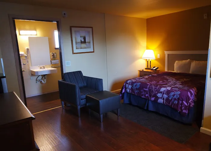 Americas Inn & Suite