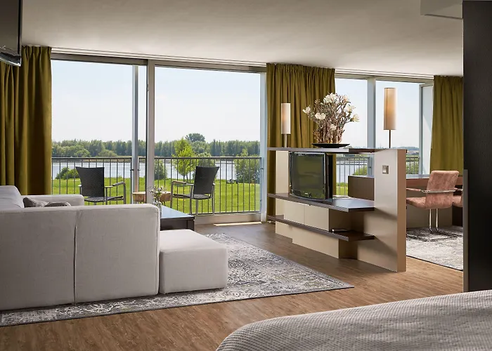 Van Der Valk Hotel Ara