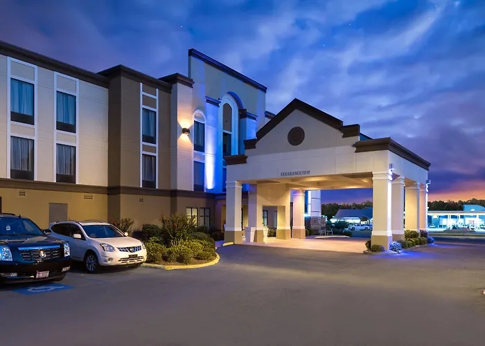 Holiday Inn Express & Suites - Grenada By Ihg
