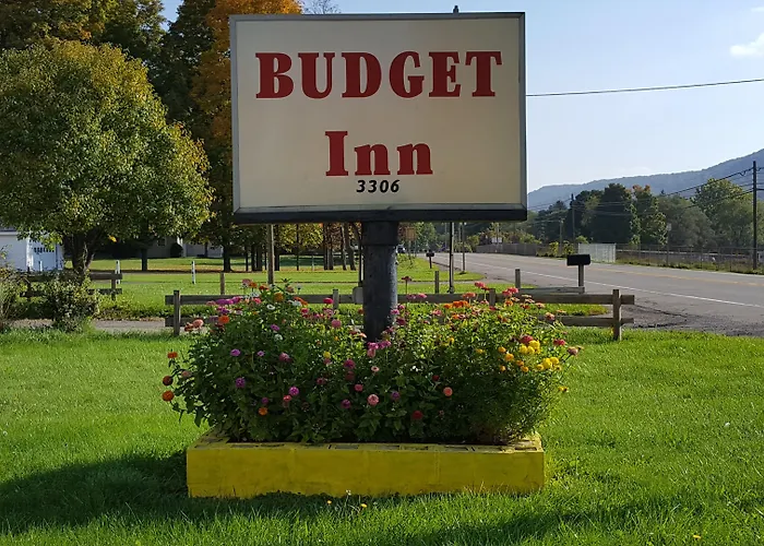 Crown Inn & Suites