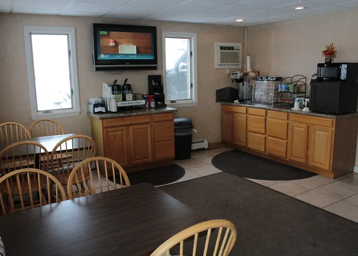 Shiretown Inn & Suites