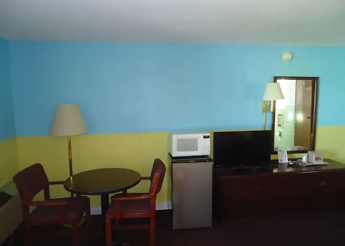 Budget Host Inn Somerset