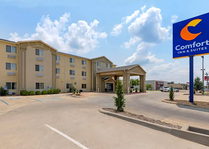 Comfort Inn & Suites Ponca City Near Marland Mansion