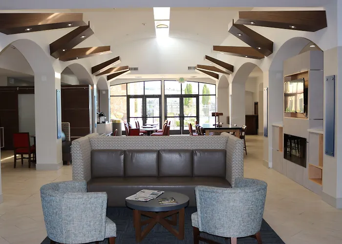 Holiday Inn Express & Suites El Dorado Hills By Ihg