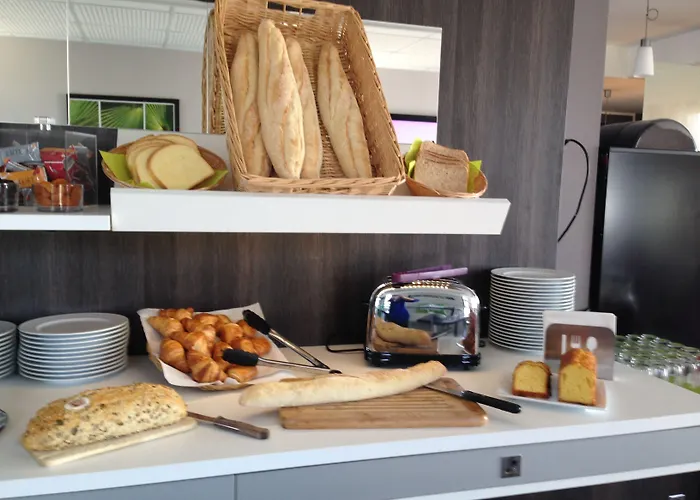 Hotel Novella Premium, Nantes Est