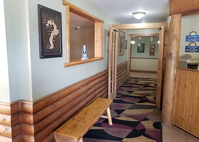 Sandpoint Inn