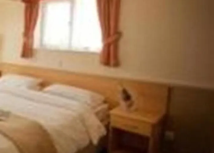 Moreton Park Hotel