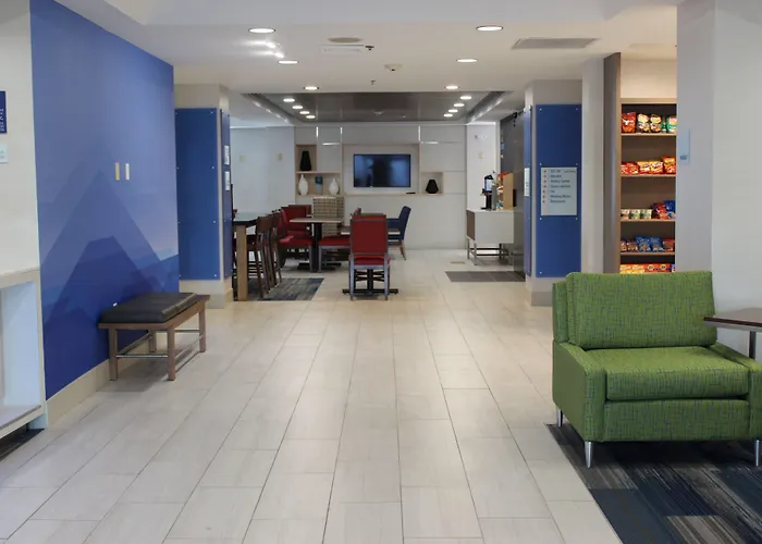 Holiday Inn Express Forest City By Ihg
