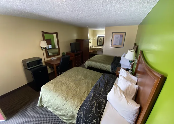 Budget Host Inn - Baxley