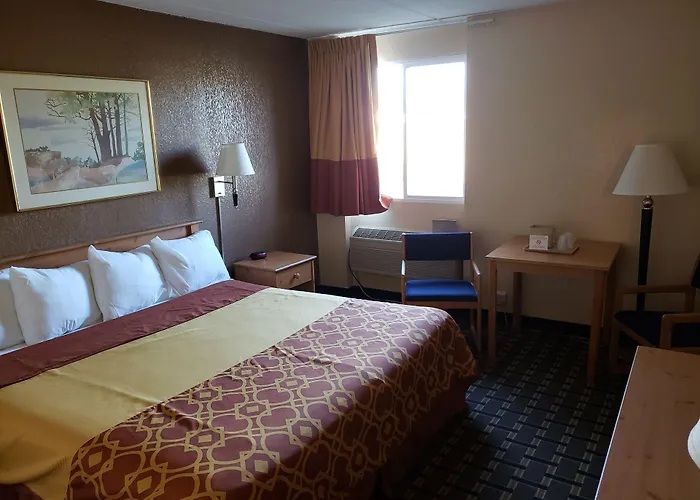 Coratel Inn & Suites By Jasper Mankato