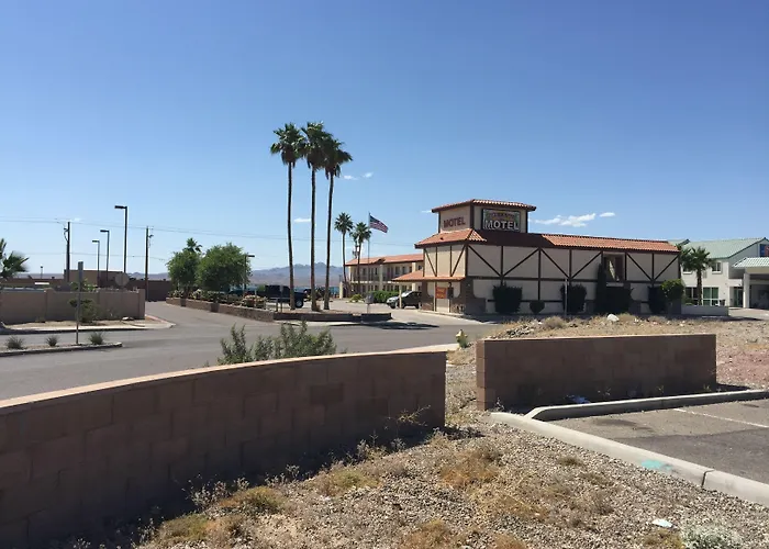 Sway Hotel Lake Havasu