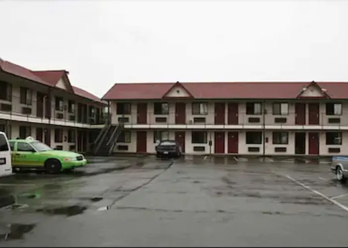 Sunshine Motel