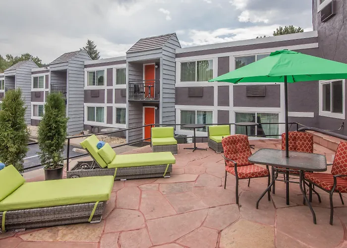 Expedition Lodge Estes Park At Rocky Mtn National Park (Adults Only)