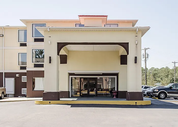 Quality Inn & Suites Biloxi - Ocean Springs