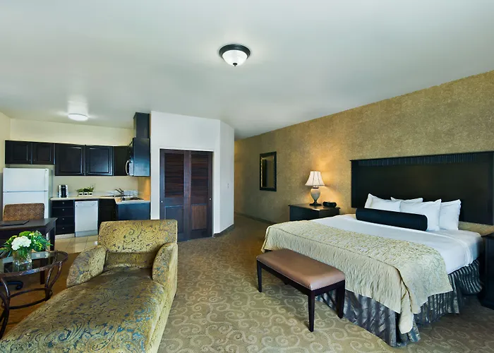 Oxford Suites Boise