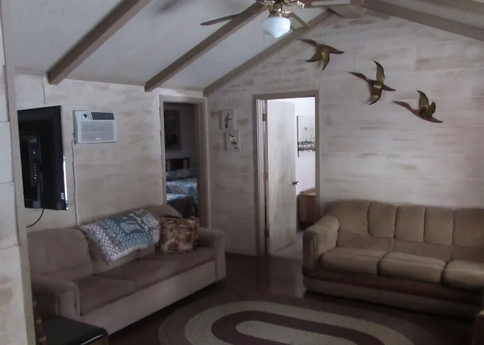 Woodland Motor Lodge