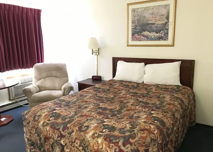 Travel Inn Watertown