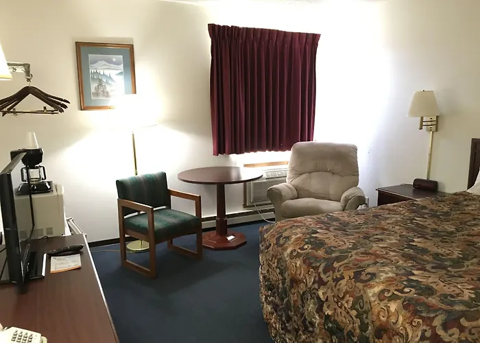 Travel Inn Watertown