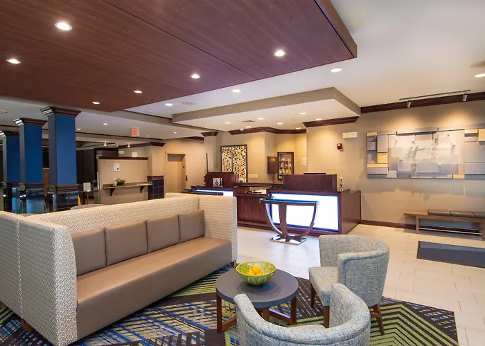 Holiday Inn Express And Suites Springfield Medical District By Ihg