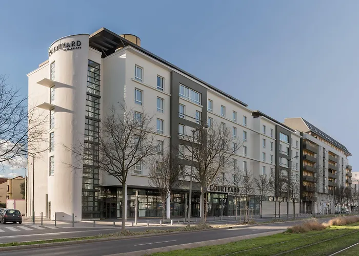Courtyard By Marriott Paris La Defense West - Colombes