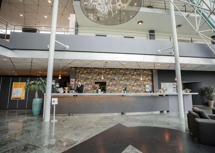 Flonk Hotel Groningen Zuid, BW Signature Collection