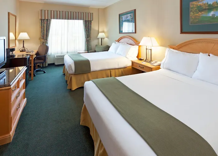 Holiday Inn Express Hotel & Suites Watertown - Thousand Islands By Ihg