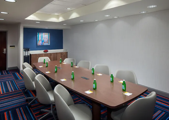 Hampton Inn By Hilton Garden City Long Island