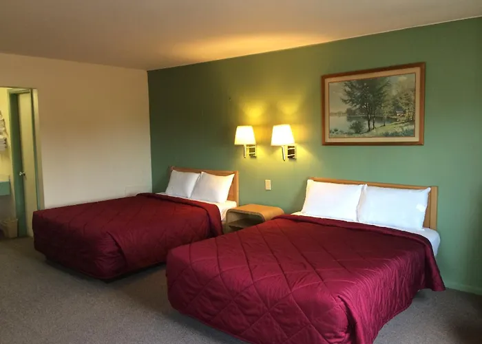 Super 7 Motel