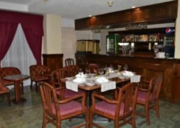 Hotel Diego De Almagro Los Angeles