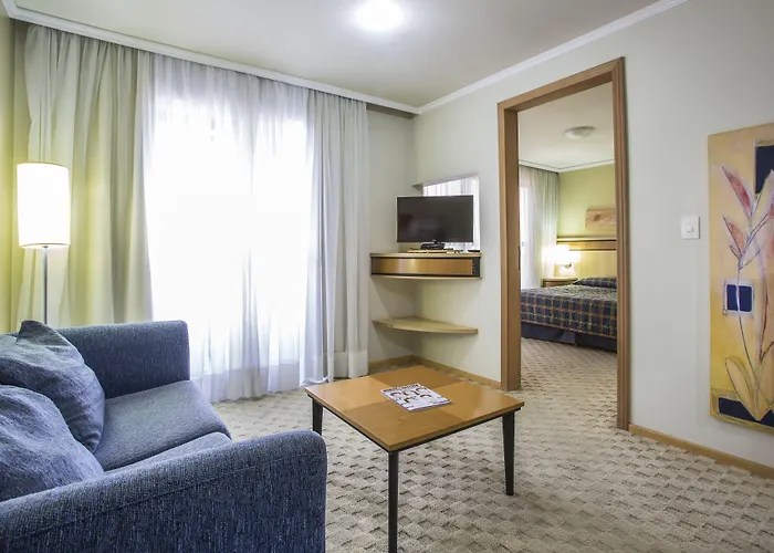 Astron Suites Sao Jose Dos Pinhais By Nobile