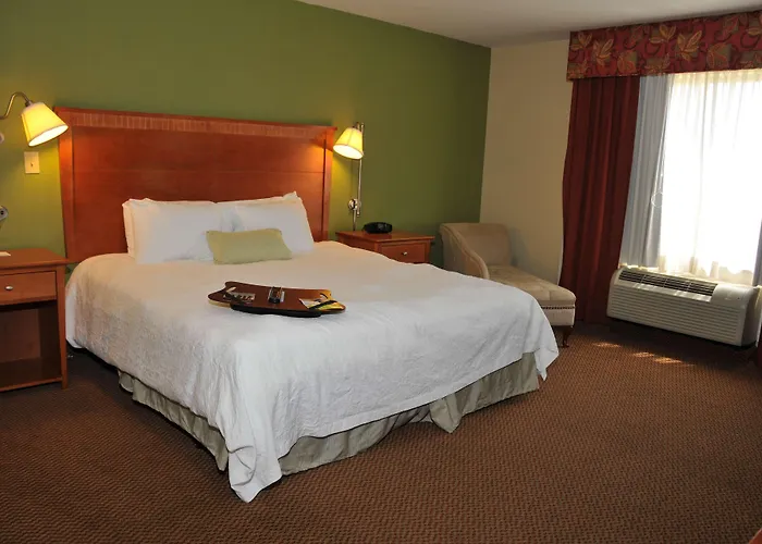 Hampton Inn Clinton