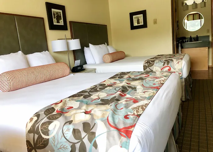 River House Inn, A Baymont By Wyndham