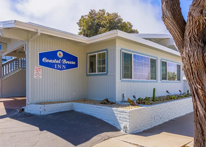 Coastal Breeze Inn