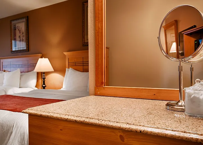 Best Western Plus Hartford Lodge