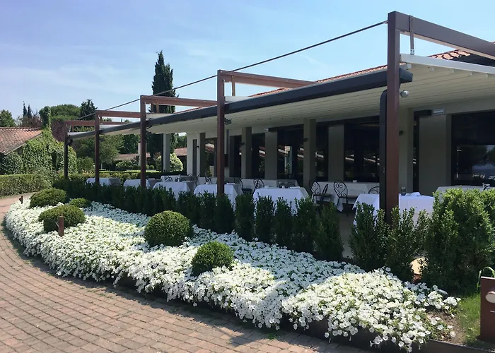 Splendido Bay Luxury Spa Resort